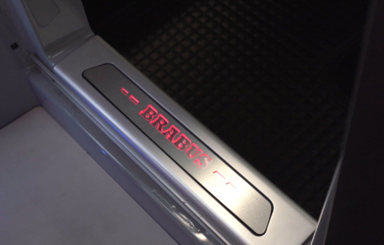 BRABUS SHADOW 900 ST with only 20h engine time 6