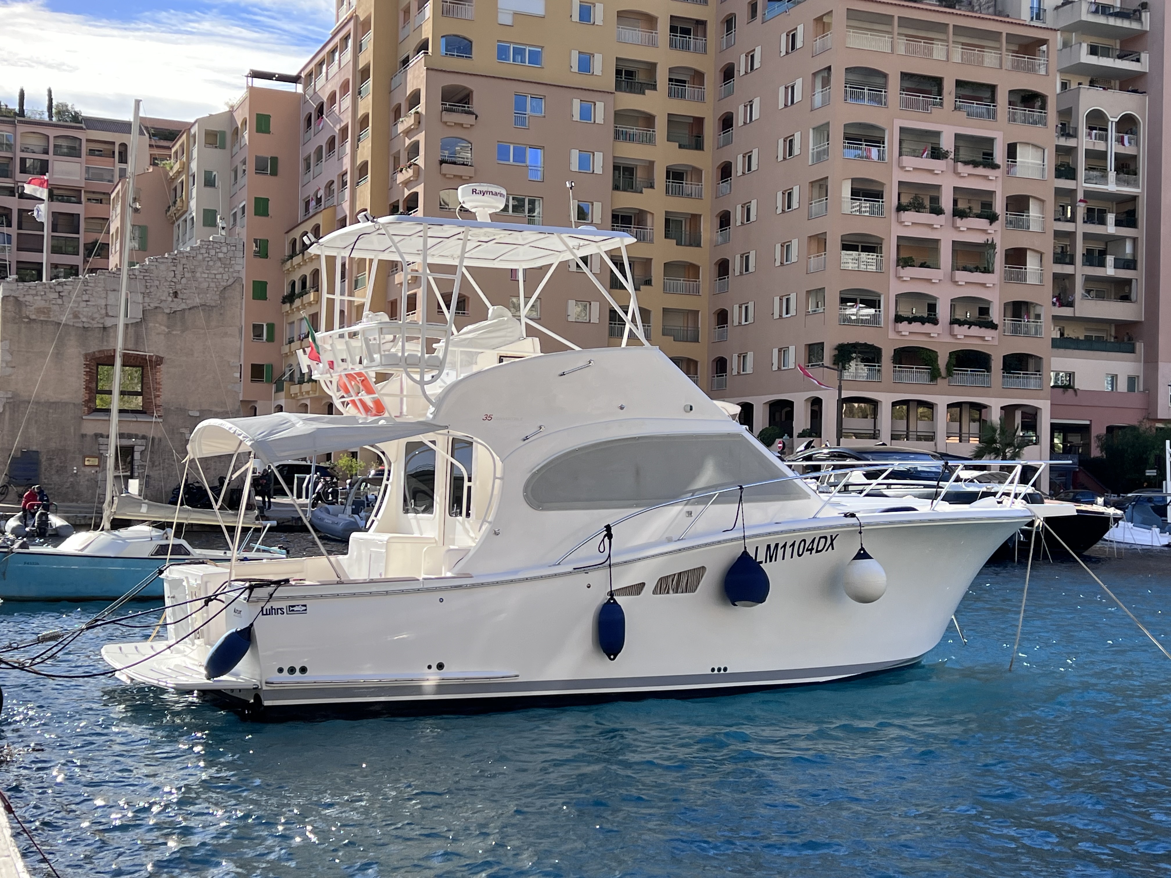 LUHRS 35 3